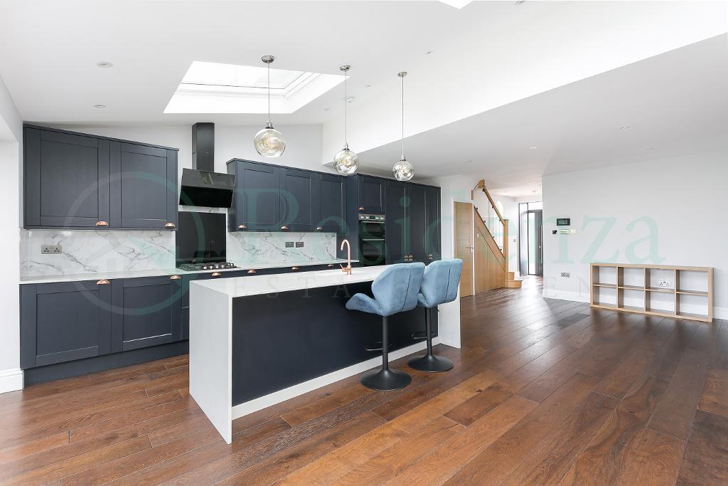 Carlingford Road, Morden, SM4 4NY