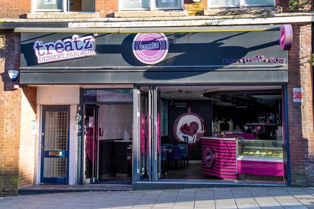Upper George Street, Luton, LU1 2QX