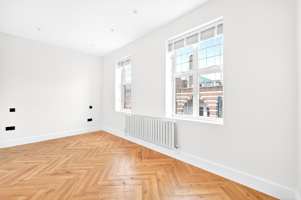 Wandsworth High Street, Wandsworth, SW18 2PT